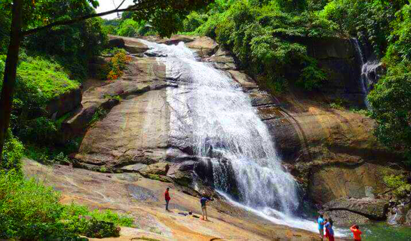 Thusharagiri-Trekking